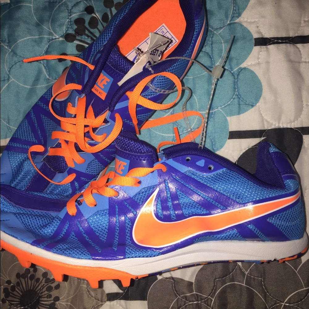 New Women’s Nike Jana Star XC Track Shoes Sz 7